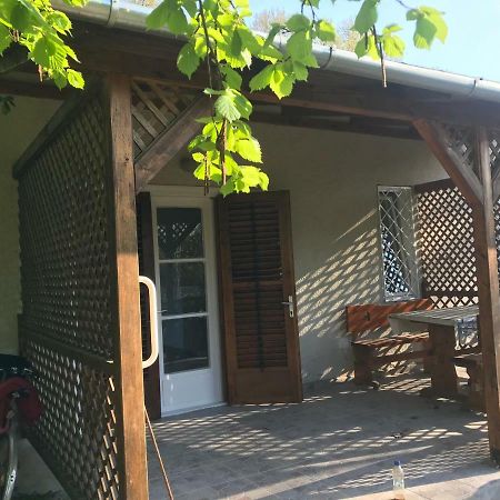 Balatonszemes Small House Exterior foto